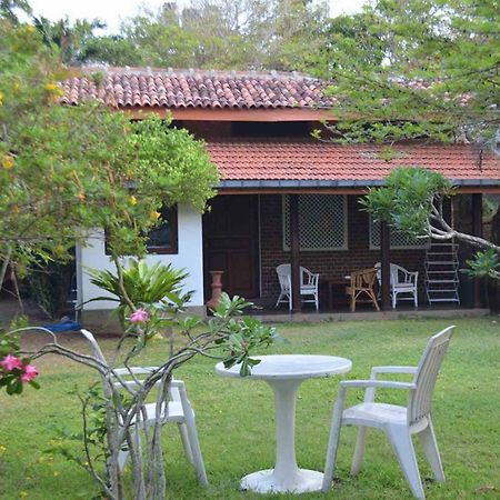 Cottage Garden Bungalows Moratuwa Eksteriør billede
